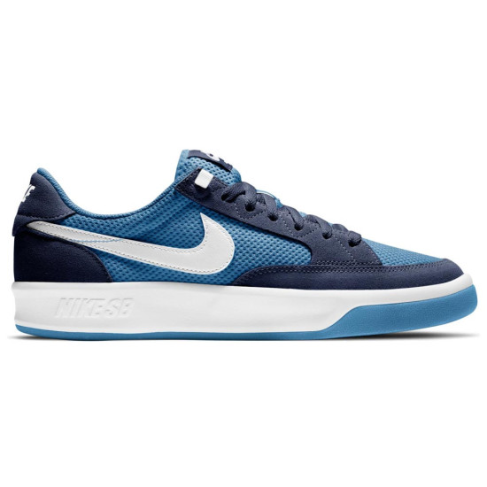 Nike SB Adversary